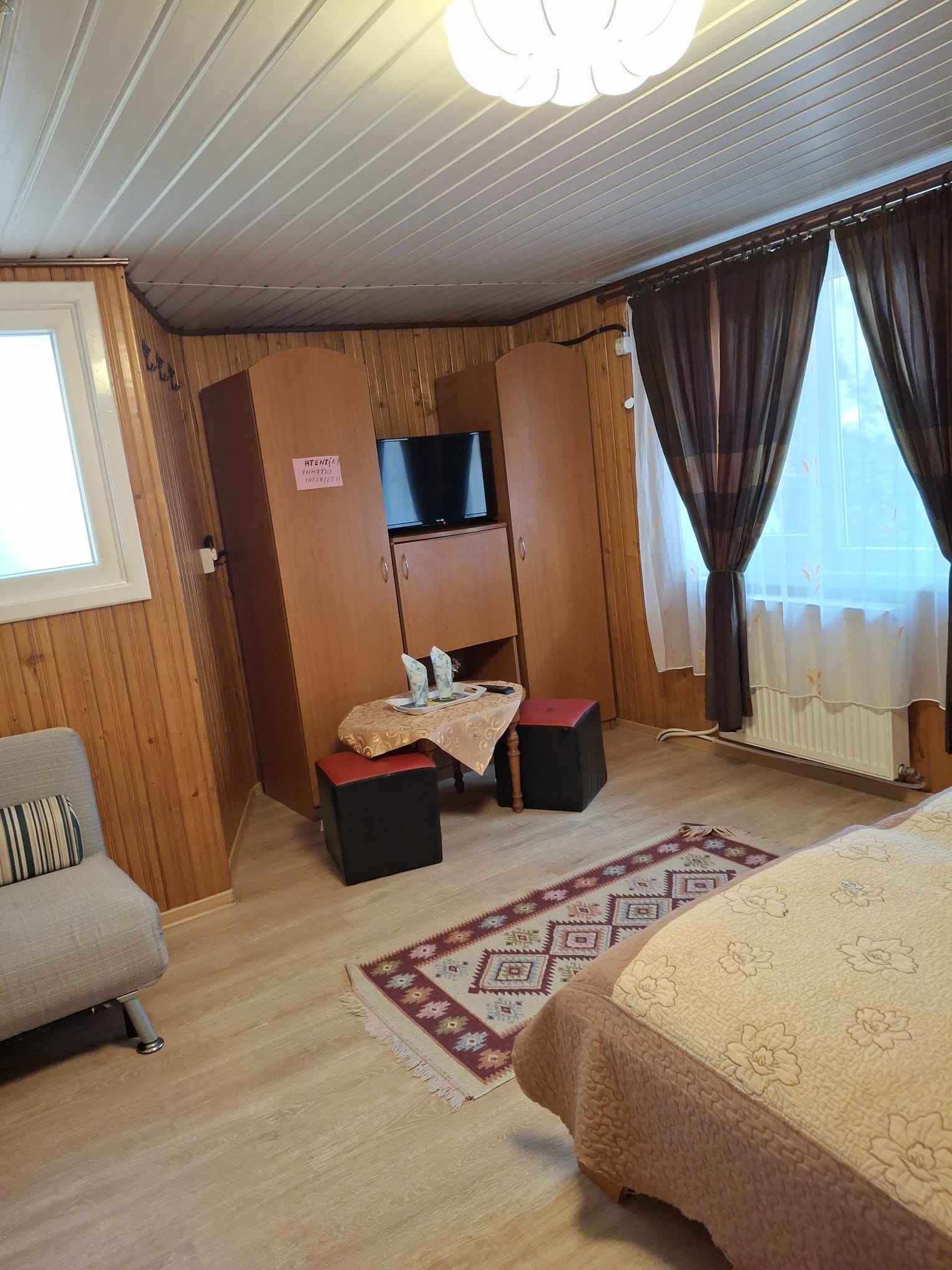 Cazare in oradea - PESIUNEA CASA MOV - Oradea