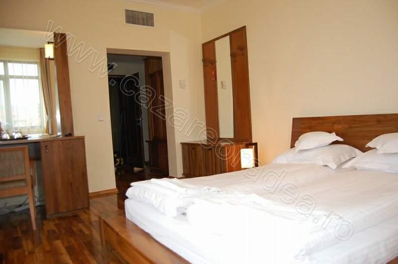 Cazare in oradea - PENSIUNEA ANTHIMOS - Sinmartin